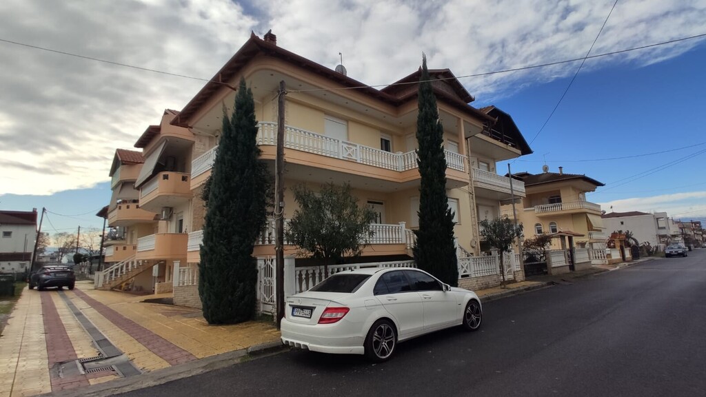 266m² Property in Pieria, Greece No. 8133