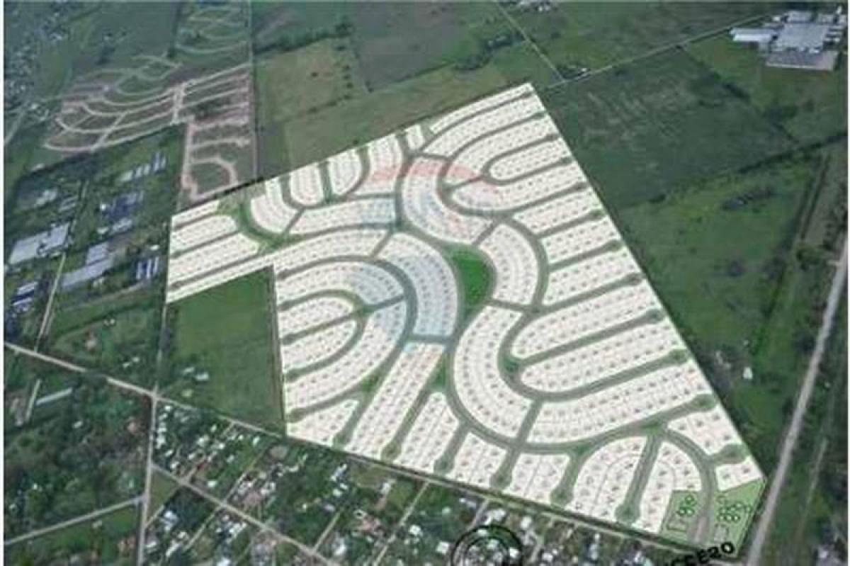  Land in Pilar, Argentina No. 48924