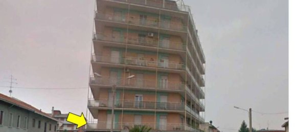 3 rooms Apartment in Busto Arsizio, Italy No. 9763 12