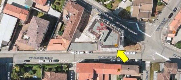 3 rooms Apartment in Busto Arsizio, Italy No. 9763 11