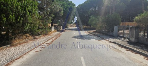 987m² Land in Sesimbra, Portugal No. 240234 2