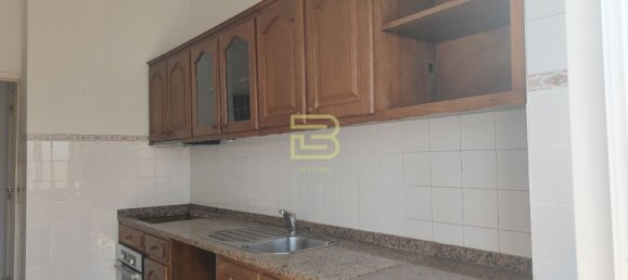 2 Schlafzimmer Wohnung in Porto, Portugal, Nr. 265013 5