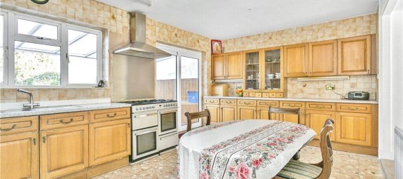 3 Schlafzimmer Haus in Hounslow, United Kingdom, Nr. 8485 16