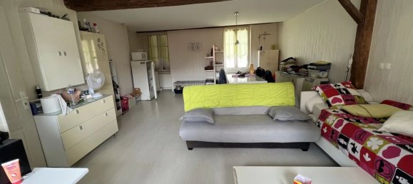 Edificio de 2 dormitorios en Crepy-en-Valois, France No. 92475 10