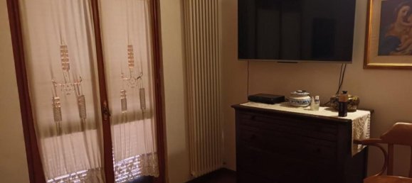 6 rooms Villa in Carrara, Italy No. 52214 21