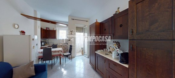 2 rooms Apartment in Turin, Italy No. 269009 4