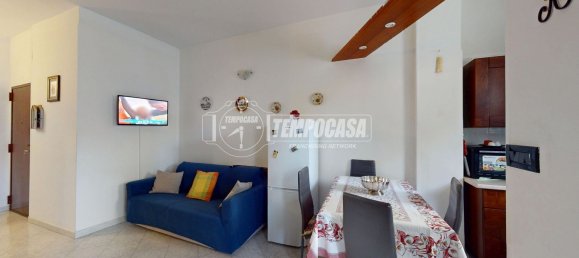 2 rooms Apartment in Turin, Italy No. 269009 5