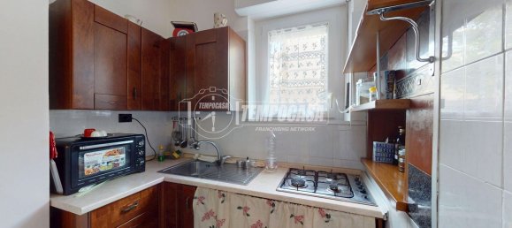 2 rooms Apartment in Turin, Italy No. 269009 6