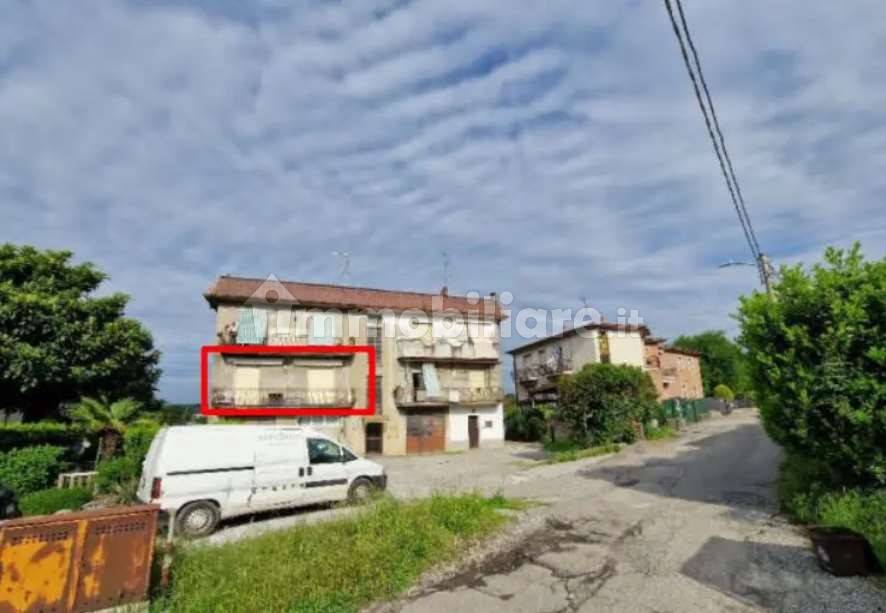 Квартира с 2 спальнями в Монторфано, Италия № 3274