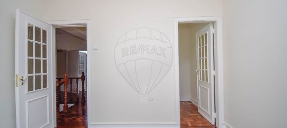 4 bedrooms Duplex in Lisbon, Portugal No. 10655 11