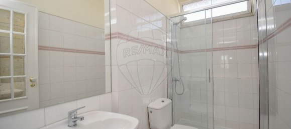 4 bedrooms Duplex in Lisbon, Portugal No. 10655 18