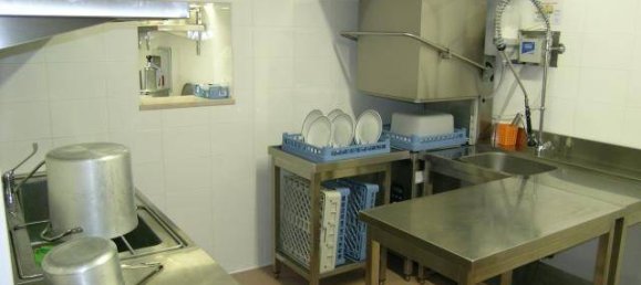 3 rooms Warehouse in Viareggio, Italy No. 102027 5