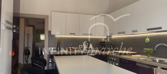 2 Schlafzimmer Wohnung in Porto Recanati, Italy, Nr. 377326 6