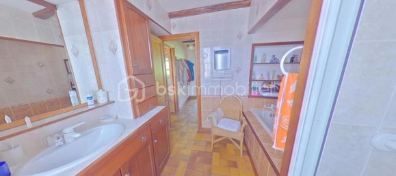 6 chambres Maison à Thorigny-sur-Oreuse, France No. 301617 13