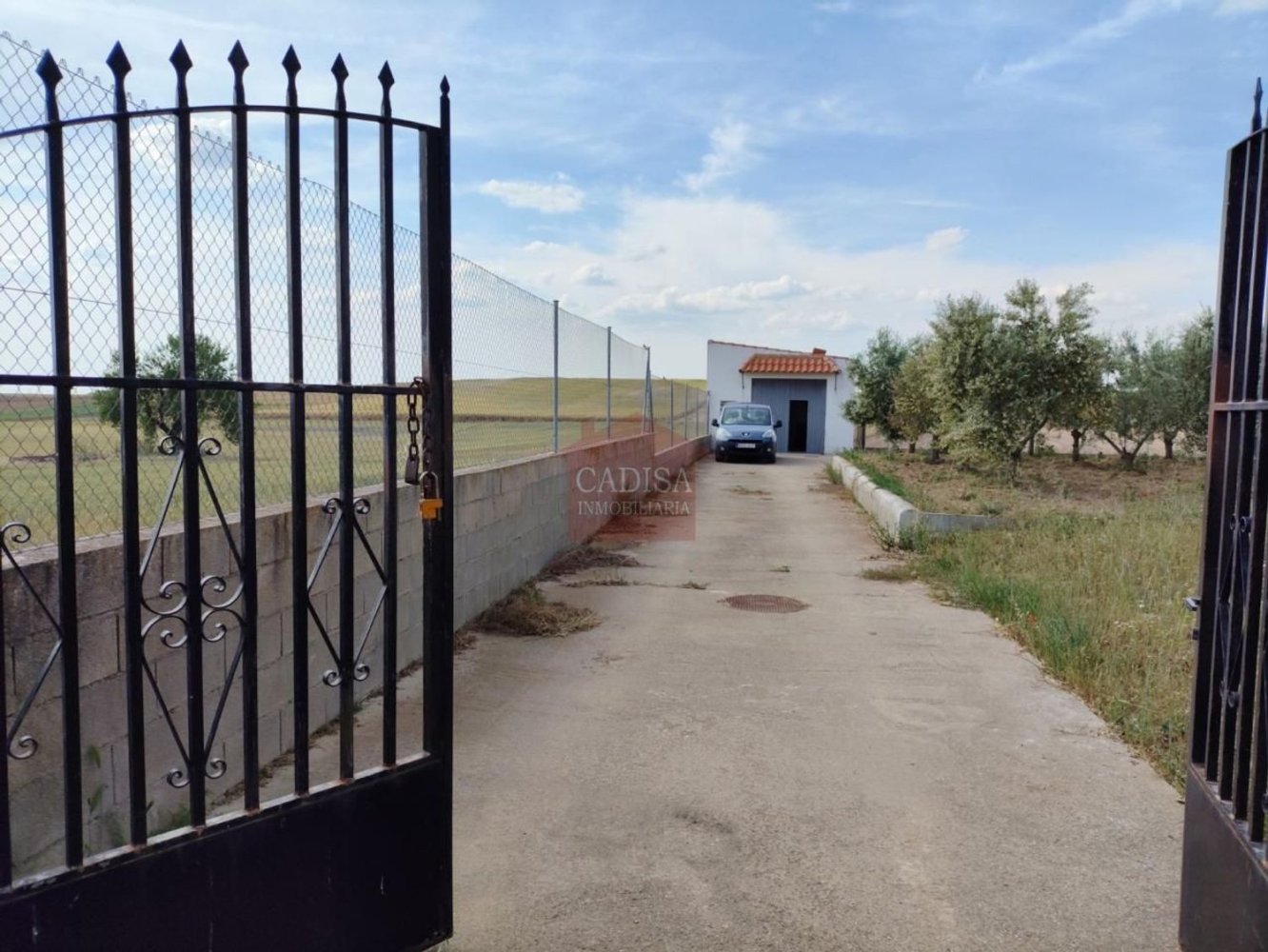 1500m² Land in Salamanca, Spain No. 62447