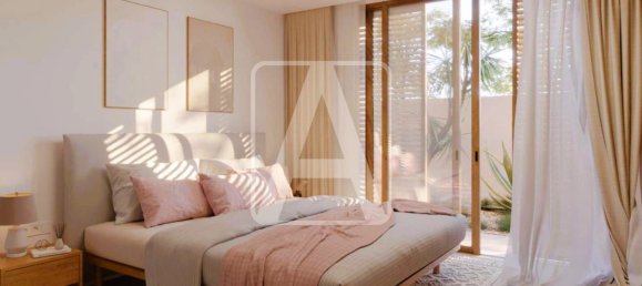 5 bedrooms House in Moraira, Spain No. 134585 3