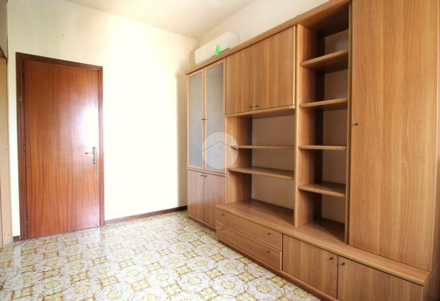 4 rooms Apartment in Vicenza, Italy No. 279450