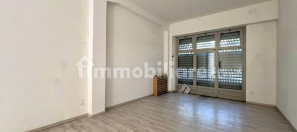 1 room Commercial property in Bergamo, Italy No. 277046 5