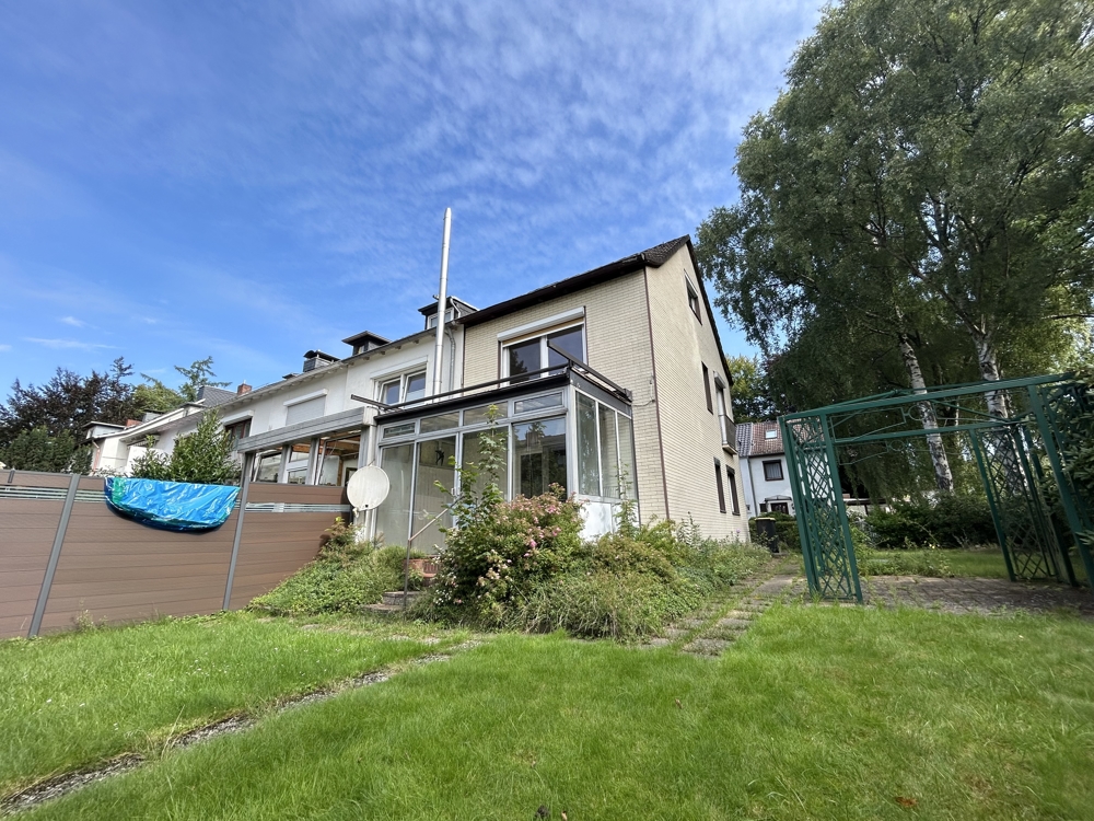 Таунхаус с 3 комнатами в Вандсбек, Германия № 278361