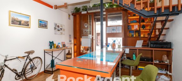 Propriété commerciale à Catania, Italy 56m² No. 203857 6