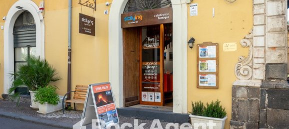 Propriété commerciale à Catania, Italy 56m² No. 203857 40