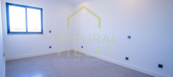 Casa T5 em Quarteira, Portugal N.º 31884 30