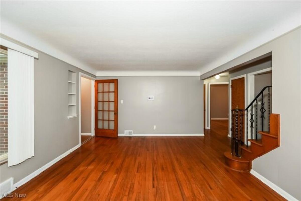 3 bedrooms House in Euclid, USA No. 430756