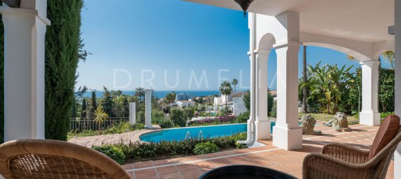 Villa de 4 dormitorios en Marbella, Spain No. 62728 4