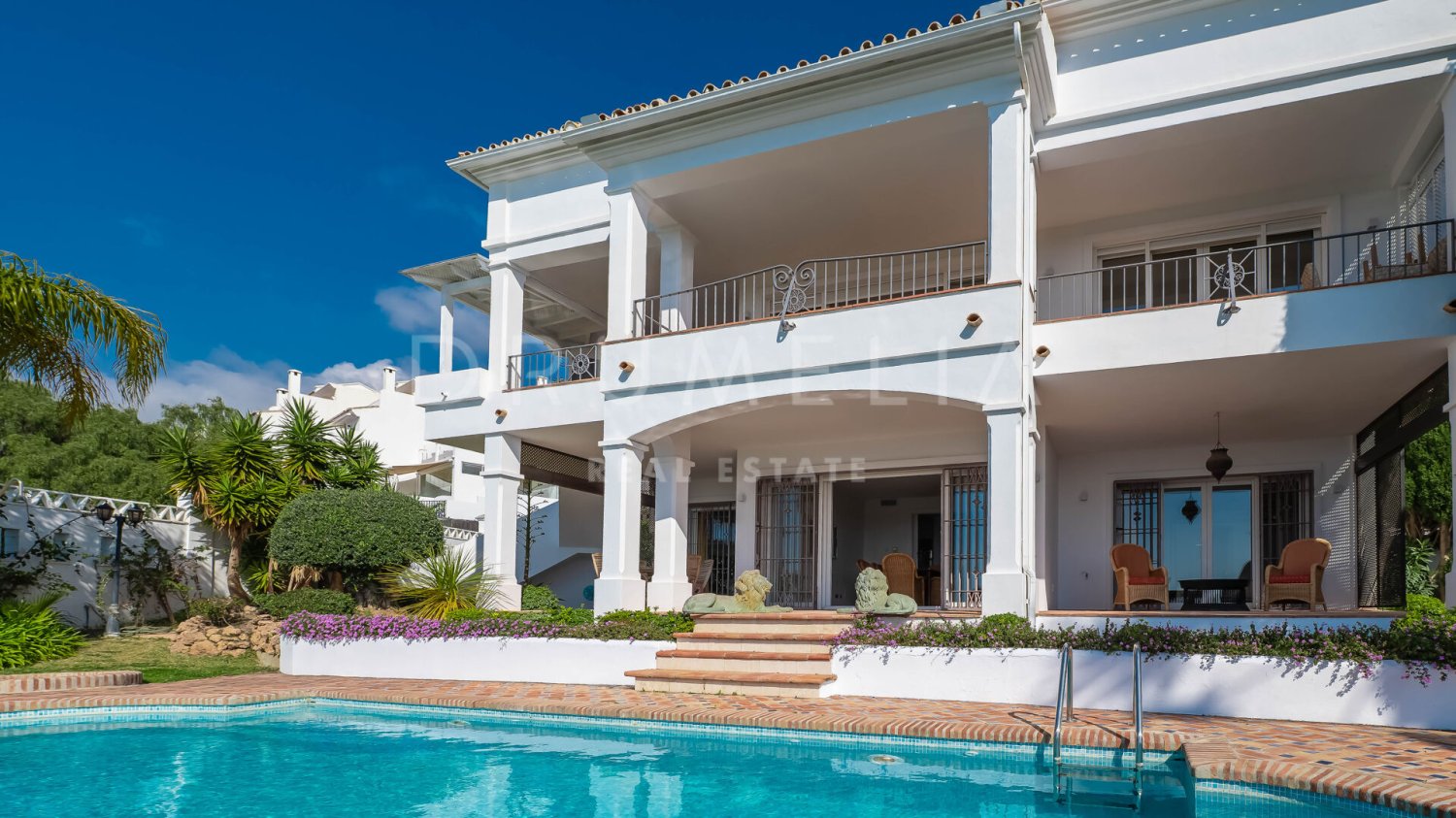 Villa de 4 dormitorios en Marbella, Spain No. 62728