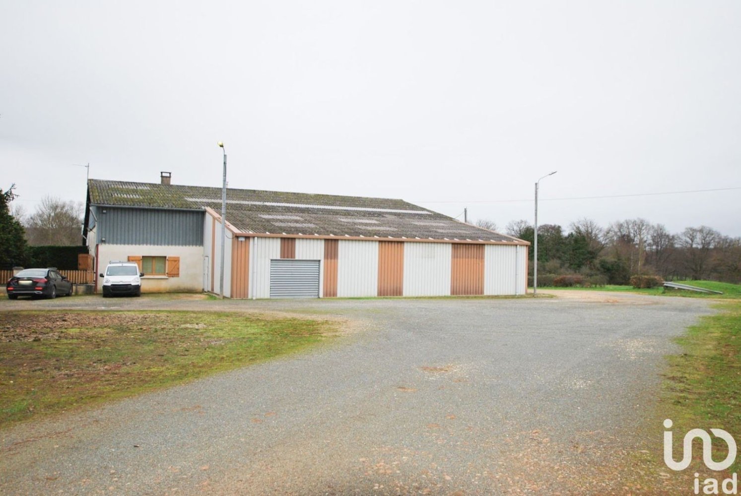 3 bedrooms House in Santranges, France No. 75655