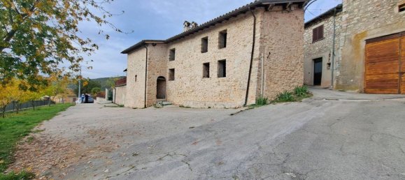 11-Zimmer Doppelhaus in Cascia, Italy, Nr. 76837 12