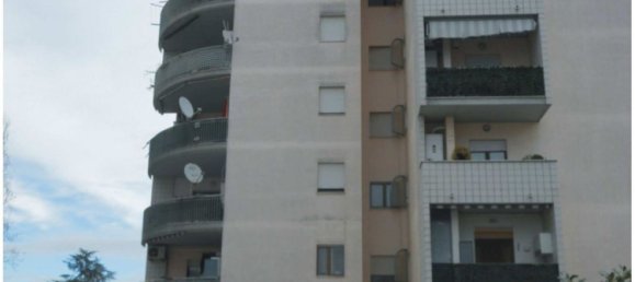 5 rooms Apartment in Anzio, Italy No. 25844 18