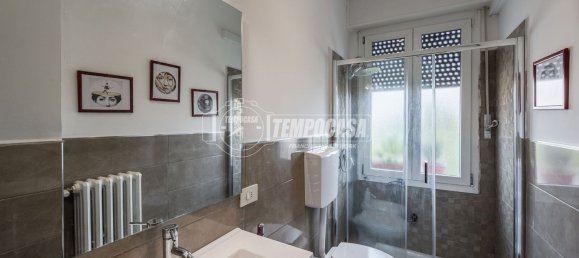3 bedrooms Apartment in Modena, Italy No. 377035 15