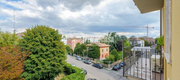 3 bedrooms Apartment in Modena, Italy No. 377035 19