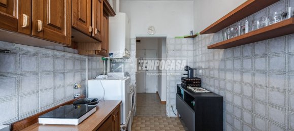 3 bedrooms Apartment in Modena, Italy No. 377035 9