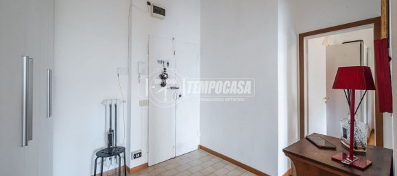 3 bedrooms Apartment in Modena, Italy No. 377035 6