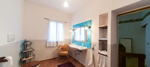 Дом с 5 комнатами в Чинголи, Италия № 65508 15