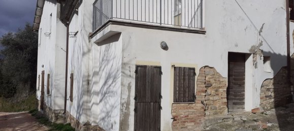 Дом с 5 комнатами в Чинголи, Италия № 65508 32