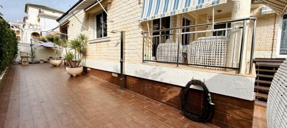 5 chambres Maison à Torrevieja, Spain No. 185964 25