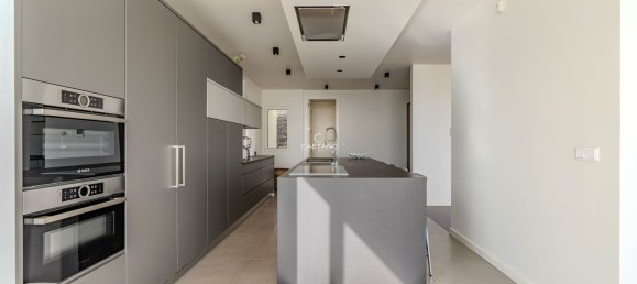 4 bedrooms House in Funchal, Portugal No. 144071 18