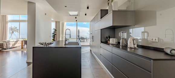 4 bedrooms House in Funchal, Portugal No. 144071 14