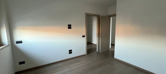 4-salle Appartement à Rende, Italy No. 180184 24