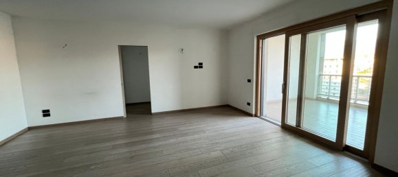 4-salle Appartement à Rende, Italy No. 180184 7