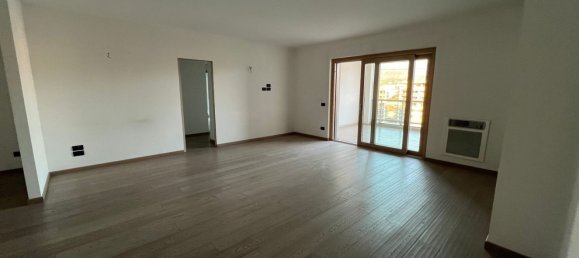 4-salle Appartement à Rende, Italy No. 180184 5