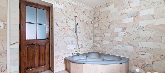 3 bedrooms House in Lentilly, France No. 330961 10