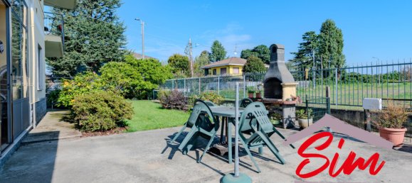 6 غرف نوم فيلا في Cameri, Italy رقم 356410 40