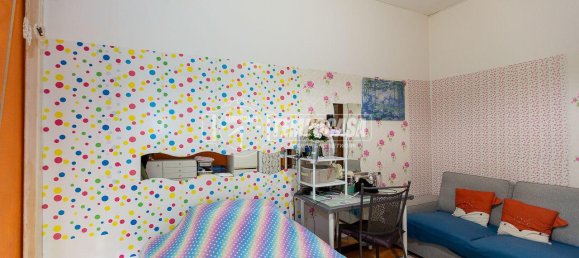 Studio in Brescia, Italy No. 9140 9