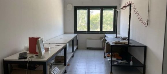 Lagerhaus in Moglia, Italy 413m², Nr. 370562 9