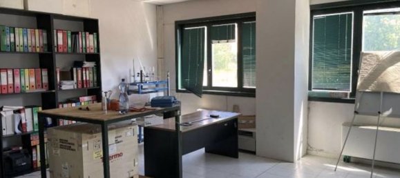 Lagerhaus in Moglia, Italy 413m², Nr. 370562 8