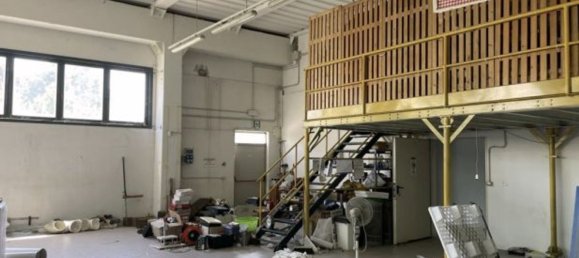 Lagerhaus in Moglia, Italy 413m², Nr. 370562 11